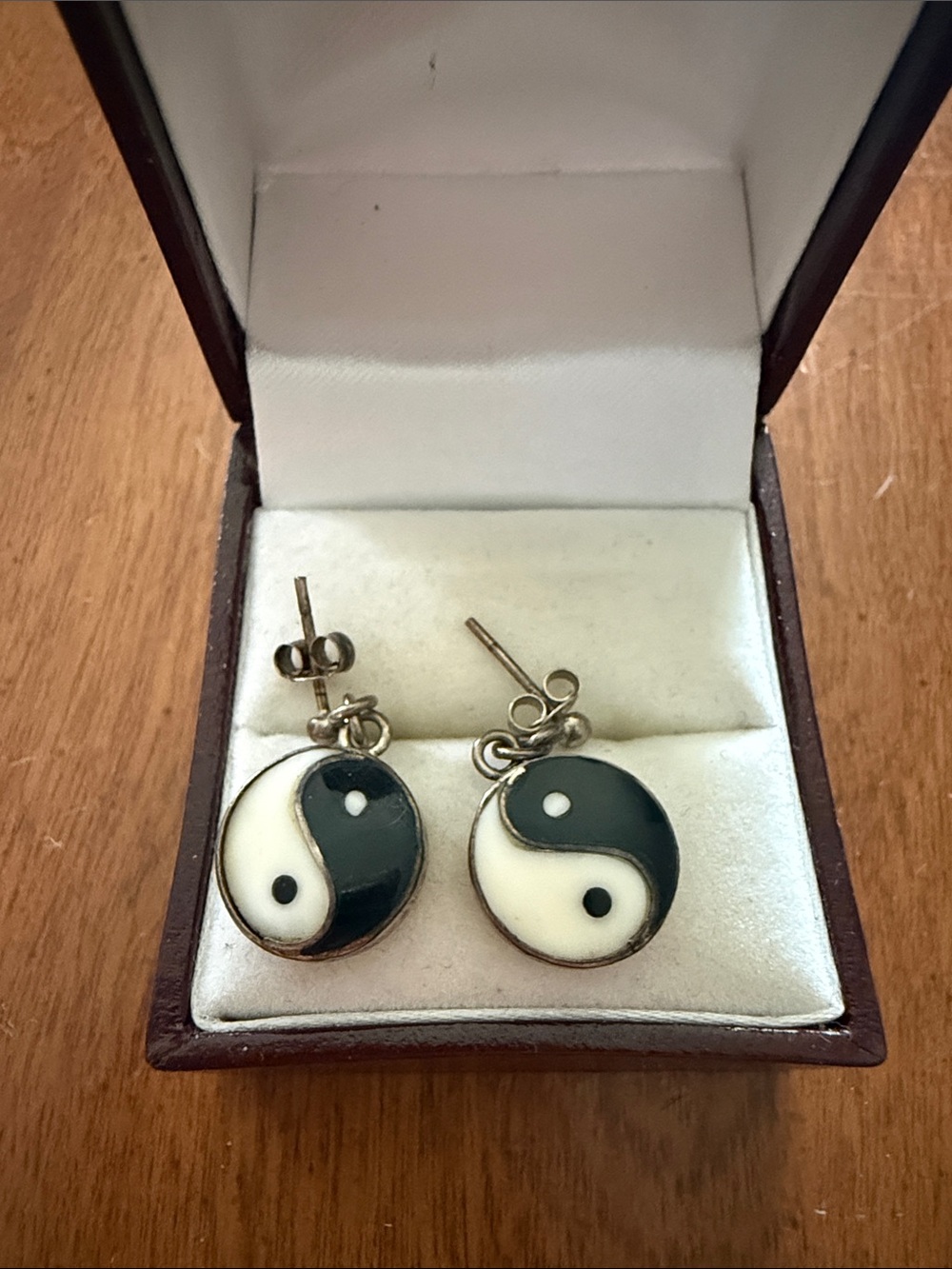 Yin Yang Silver-tone Black and White Enamel Stud Earrings - Unbranded